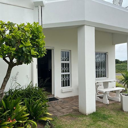 Benri B&B & Self-Catering Gonubie Exterior photo